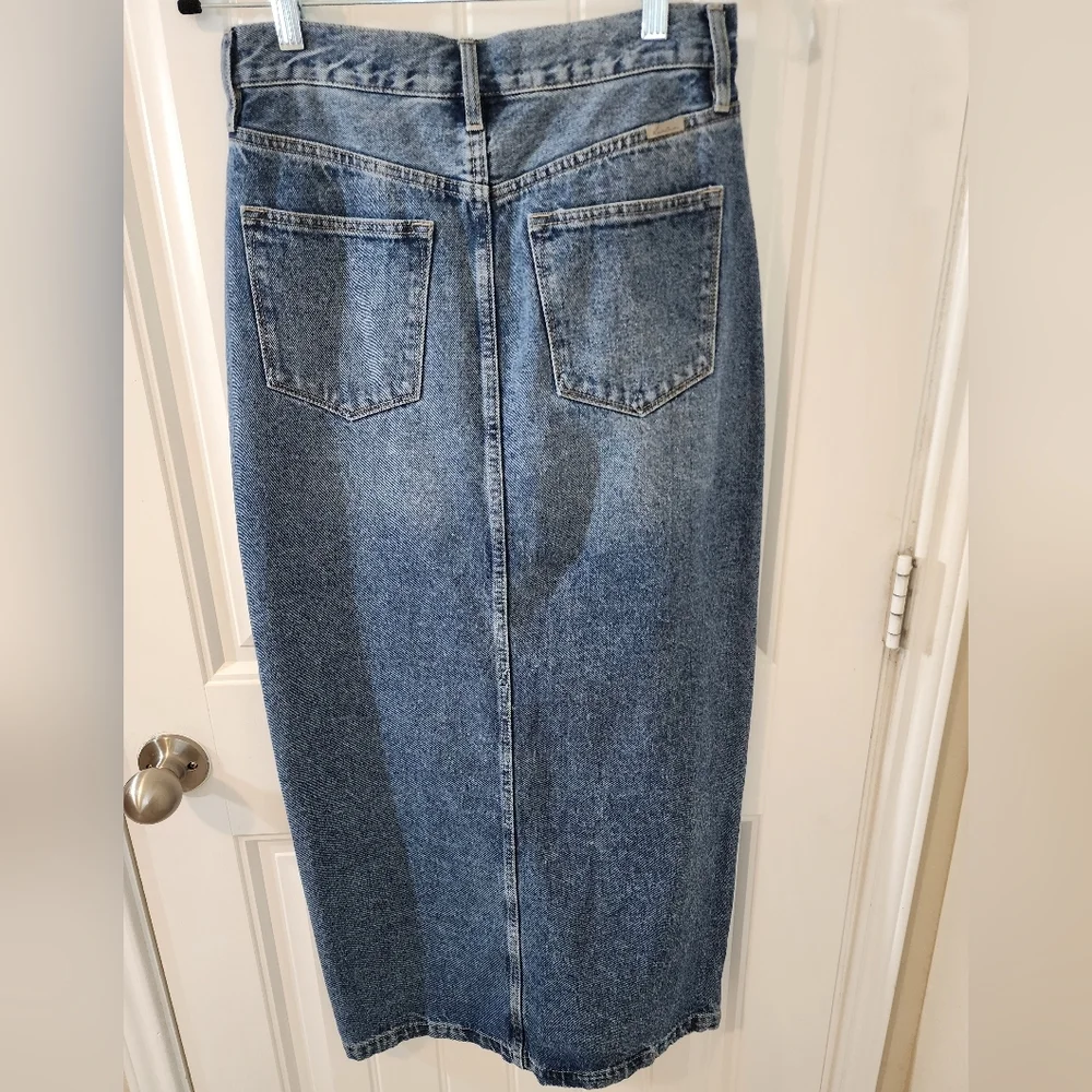 KanCan Denim Skirt with Front Slit – High Rise Blue Jean | Size Medium